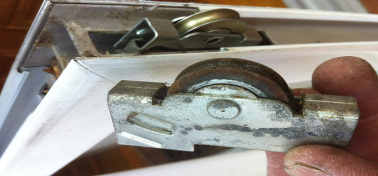 screen door roller repair in East Lake